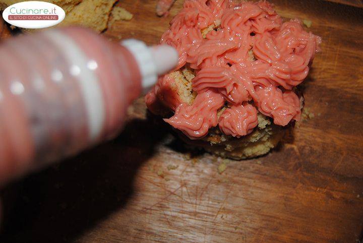 Dolcetti di rosa e cestini di fiori preparazione 21