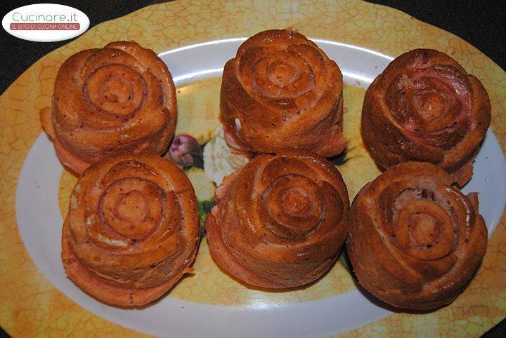 Dolcetti di rosa e cestini di fiori preparazione 10