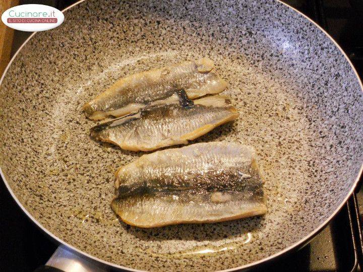 Filetti di Aringa saltati in padella con Salsa di Limone e Zenzero preparazione 6