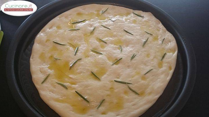 Focaccia al Rosmarino preparazione 5