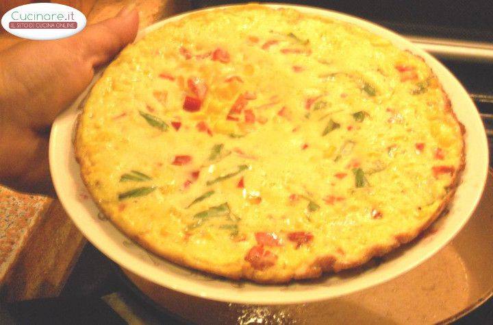 Frittata agrodolce con Peperoni, Mais e Basilico preparazione 10