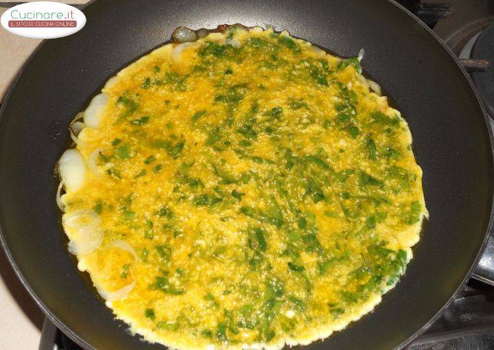 Frittata al Pecorino e Prezzemolo con Zucchine affogate preparazione 5