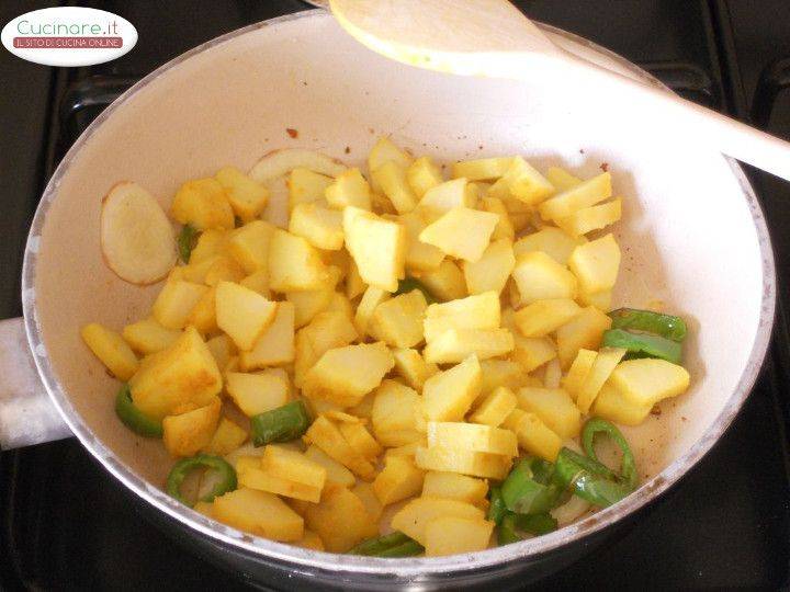 Frittata gialla e verde alle Erbe aromatiche preparazione 2