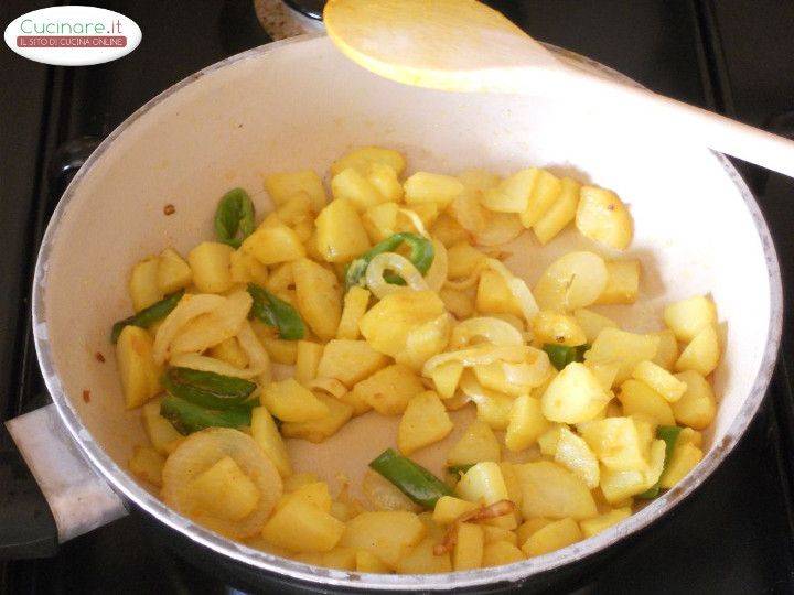 Frittata gialla e verde alle Erbe aromatiche preparazione 3