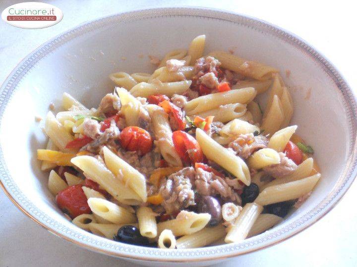 Insalata fredda di Penne al Tonno preparazione 6