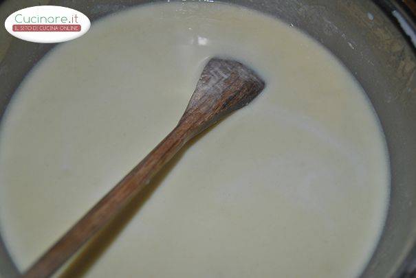 Pasta al Forno con Besciamella preparazione 6