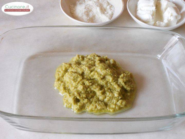 Pasta al forno con Pesto di Broccoli, Pecorino e Mozzarella di Bufala preparazione 1