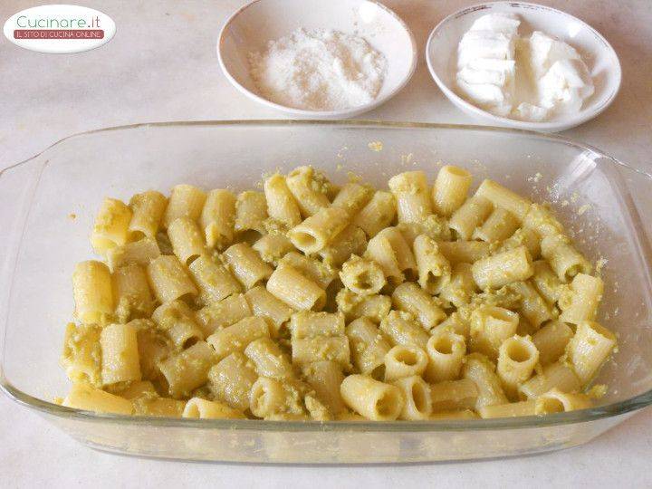 Pasta al forno con Pesto di Broccoli, Pecorino e Mozzarella di Bufala preparazione 3