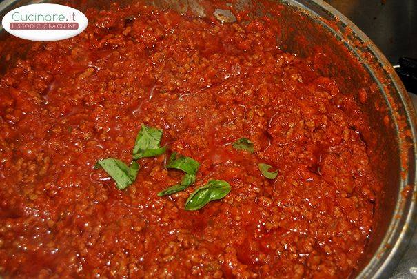 Pasta alla bolognese semplificata preparazione 9