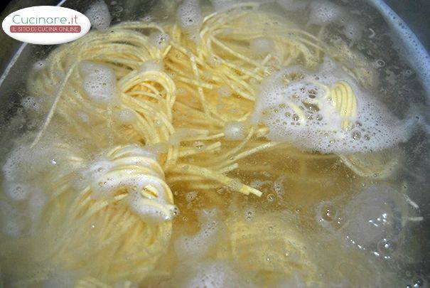 Pasta alla bolognese semplificata preparazione 10