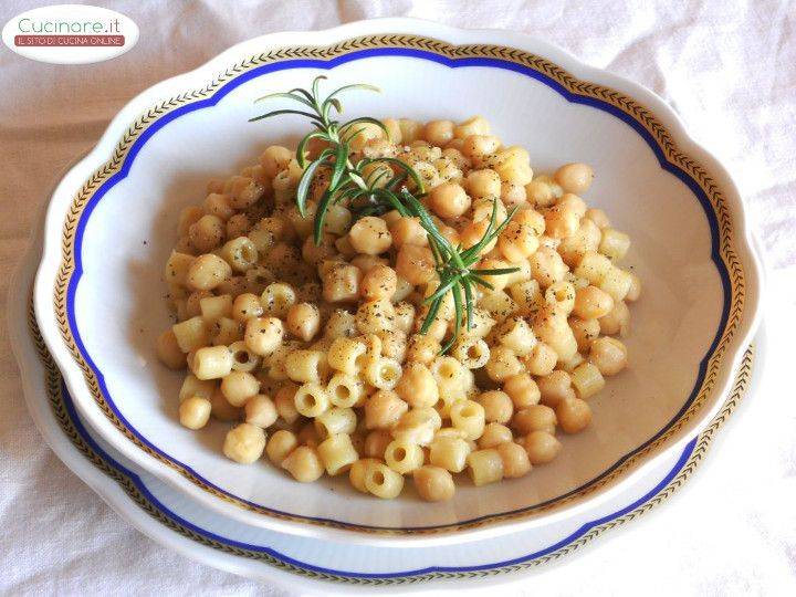 Pasta e Ceci alla Romana preparazione 13