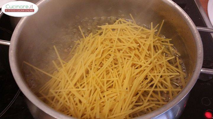 Pasta e lenticchie alla napoletana preparazione 7