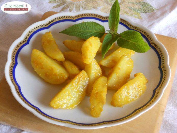 Patate rosse cotte in forno e aromatizzate alla Curcuma preparazione 8