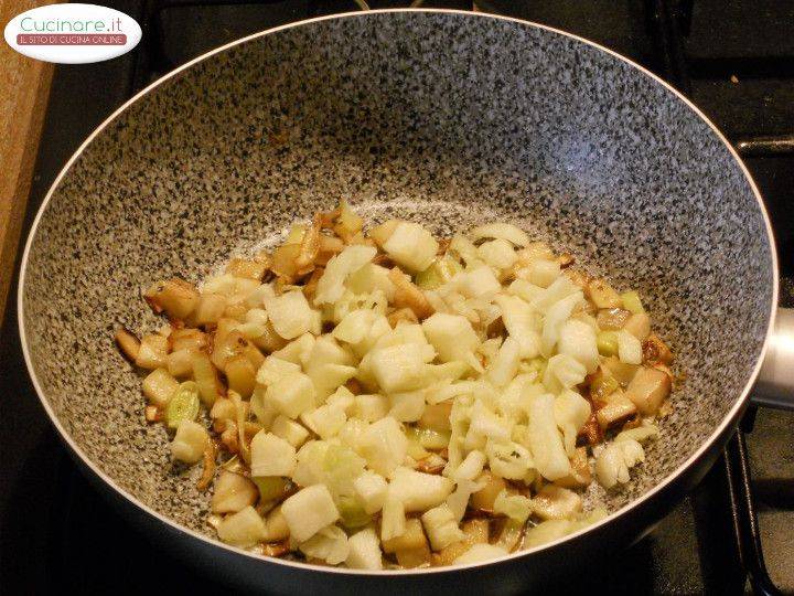 Peperoni ripieni con Melanzane, Zucchine e Ricotta salata preparazione 3