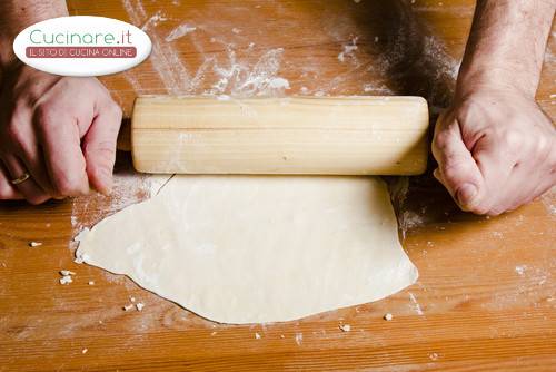 Ravioli ricotta e spinaci con crema di panna e raschera preparazione 10