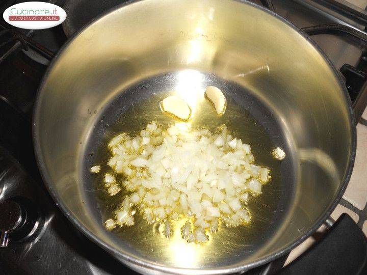 Spaghetti alla chitarra con Fiori di Zucchina e Pecorino al limone preparazione 0