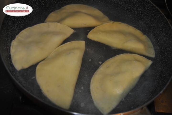 Tortellone all'uovo liquido preparazione 11