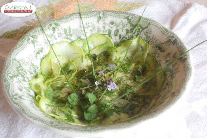 Zucchine alla Mentuccia e Erba Cipollina in salsa di Aceto aromatica preparazione 10