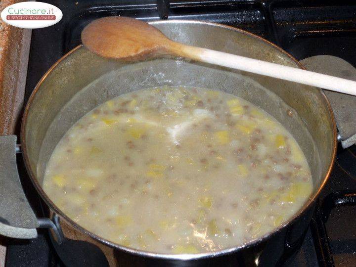 Zuppa di Porri, Patate bianche e Lenticchie verdi preparazione 6