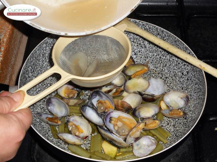 Antipasto di Vongole Veraci con Carciofi preparazione 8