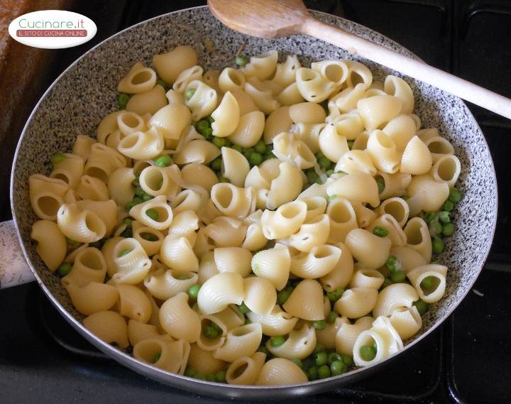 Carbonara di Piselli preparazione 10