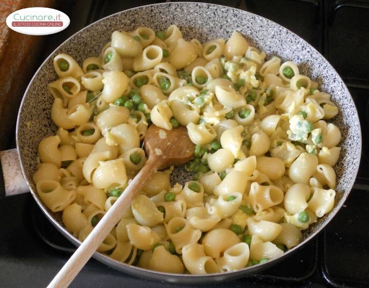 Carbonara di Piselli preparazione 12