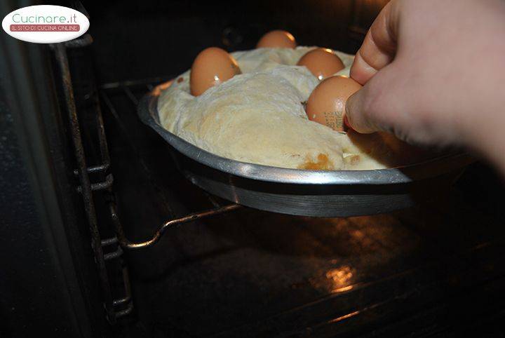 Casatiello Napoletano preparazione 15