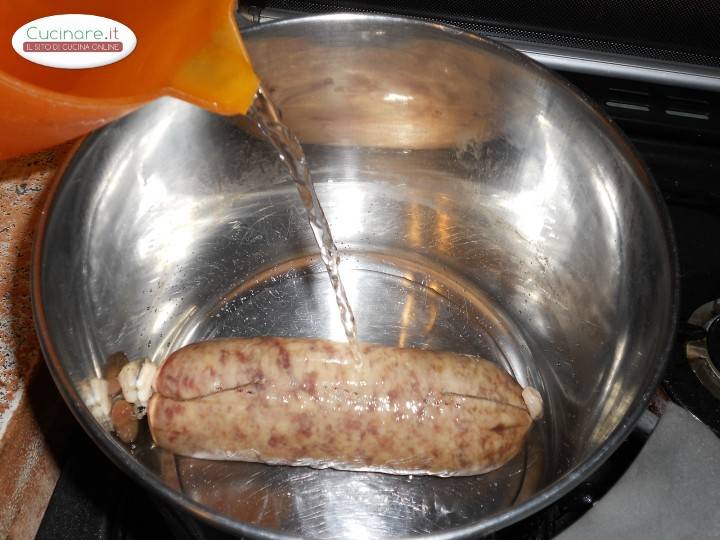 Cotechino nostrano con Fagioli Mung preparazione 5