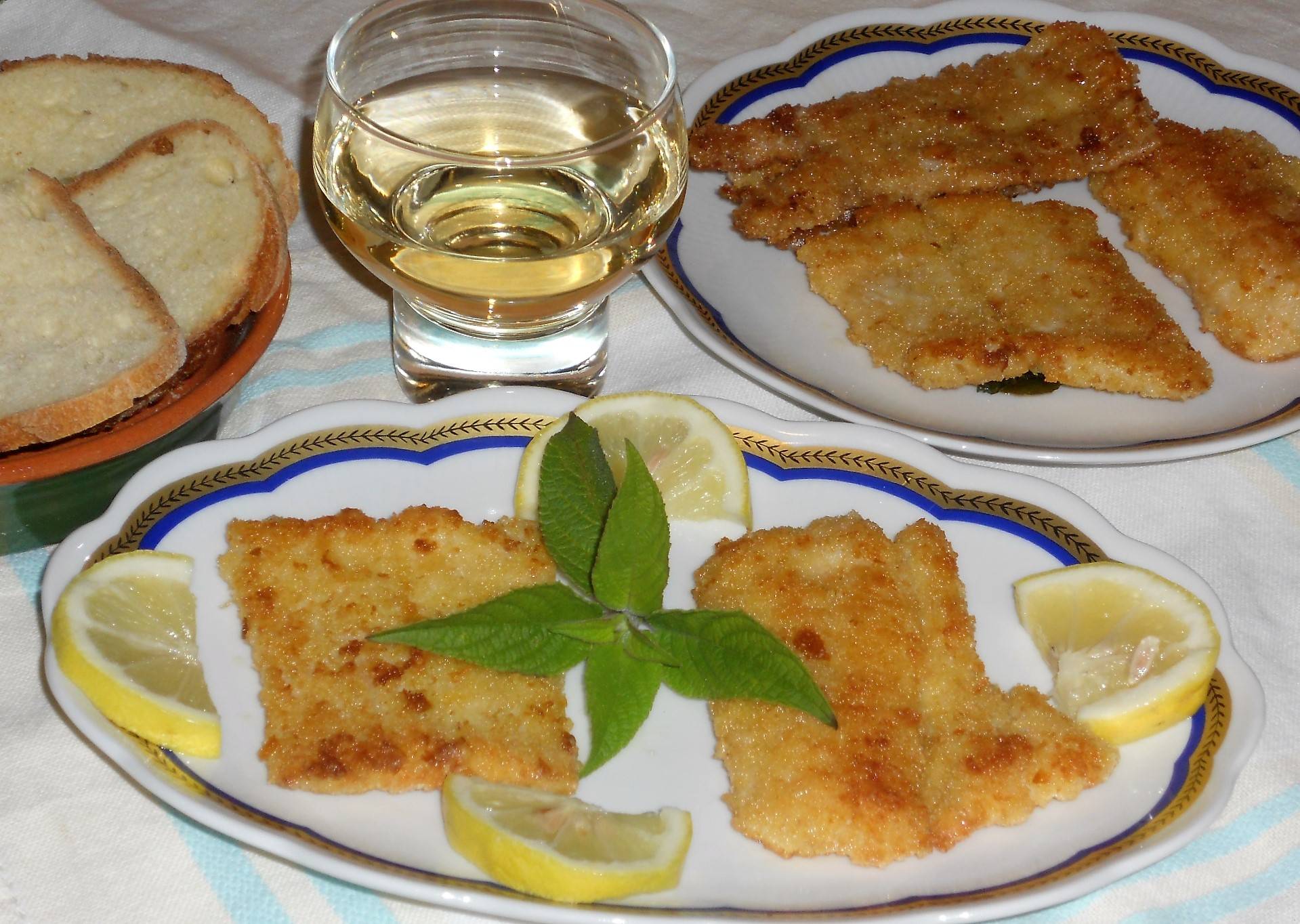 Filetti di Pesce Spatola dorati con Salvia Ananas preparazione 9