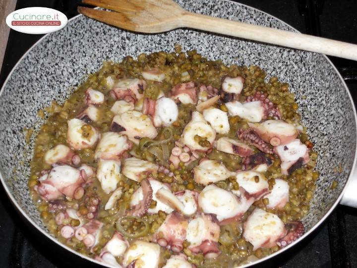 Insalata tiepida di Polpo con Fagioli Mung preparazione 6