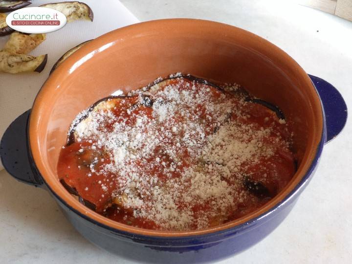 Melanzane al forno alla Mediterranea preparazione 8