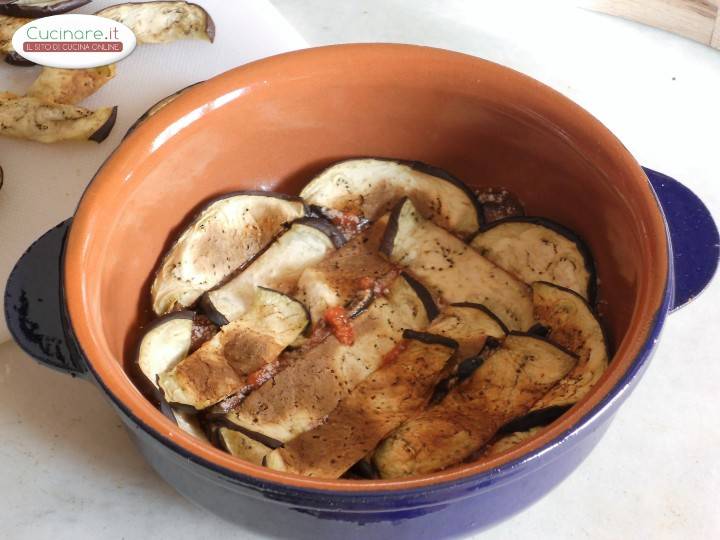 Melanzane al forno alla Mediterranea preparazione 6