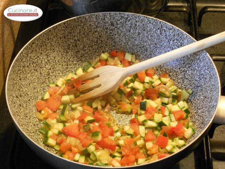 Pasta con Verdure, Pinoli e Persico preparazione 3