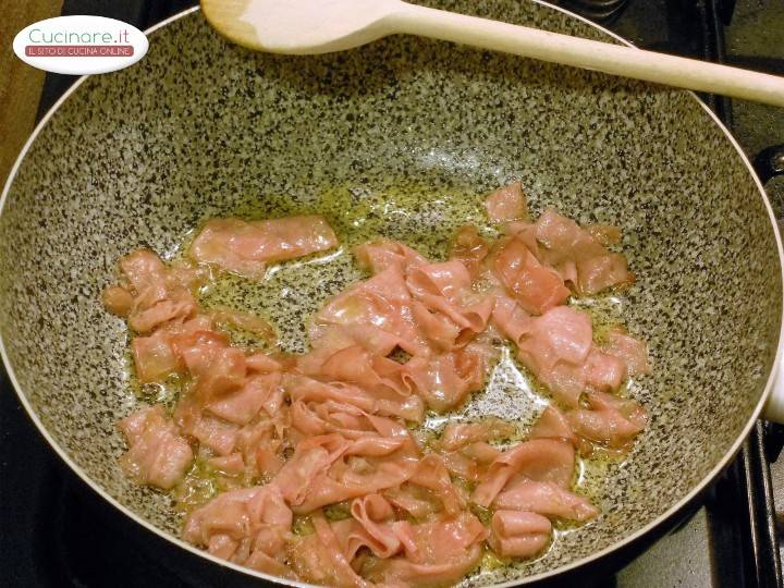 Penne sfiziose con mortadella preparazione 3