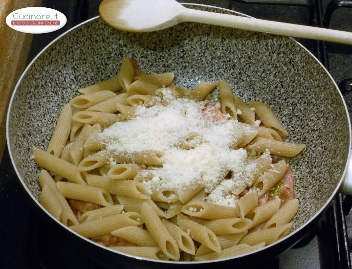 Penne sfiziose con mortadella preparazione 5