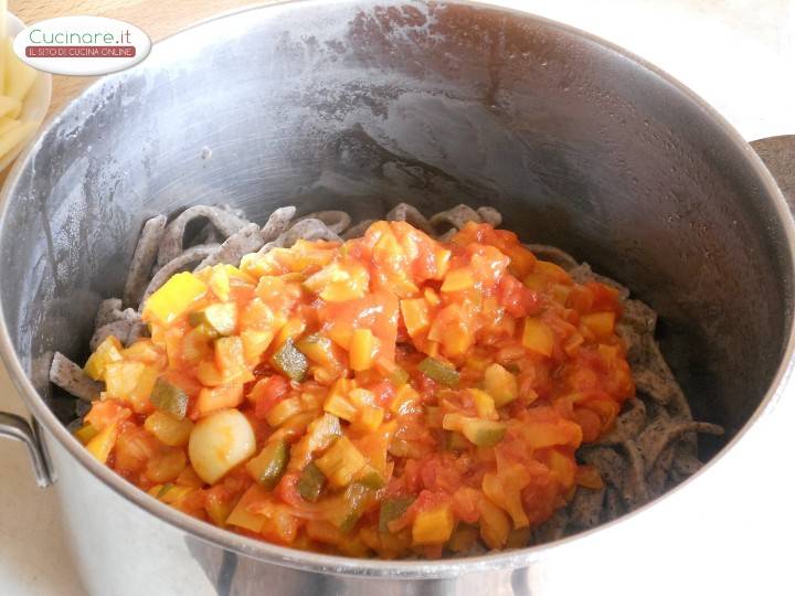 Pizzoccheri al forno con Sugo Vegetariano preparazione 1