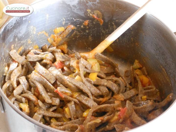 Pizzoccheri al forno con Sugo Vegetariano preparazione 2