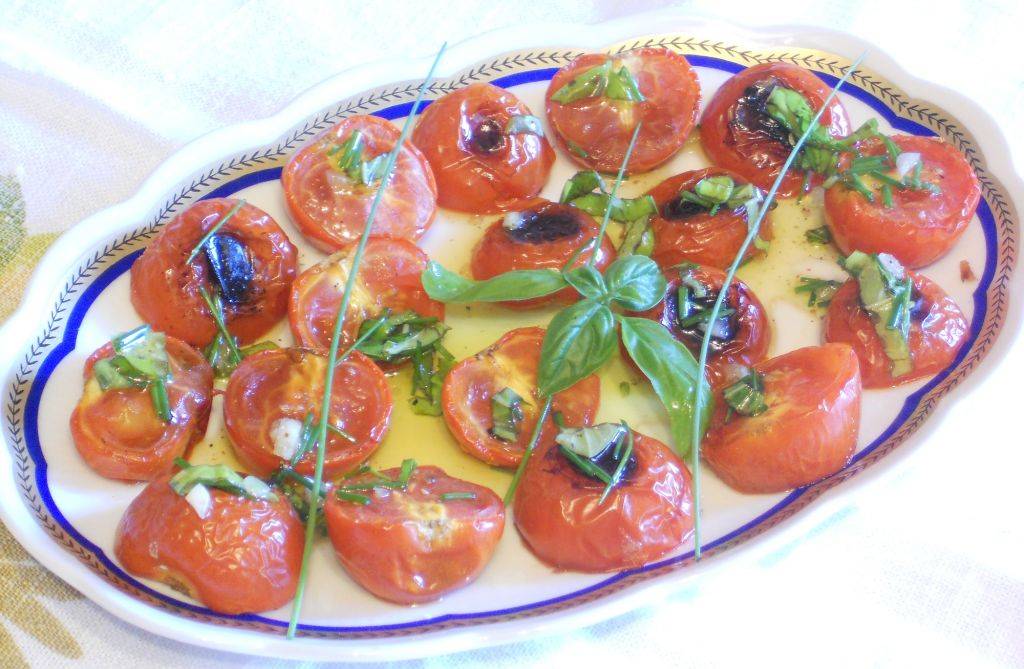 Pomodorini grigliati con salsa di Erbe aromatiche preparazione 9