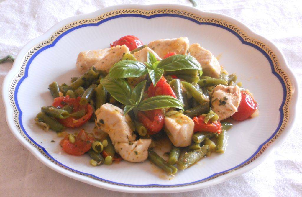 Spezzatino di Pollo con Pomodorini e Fagiolini preparazione 10