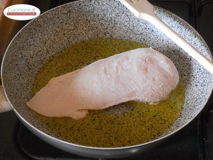 Tagliata di Pollo con Salsa al Marsala preparazione 2