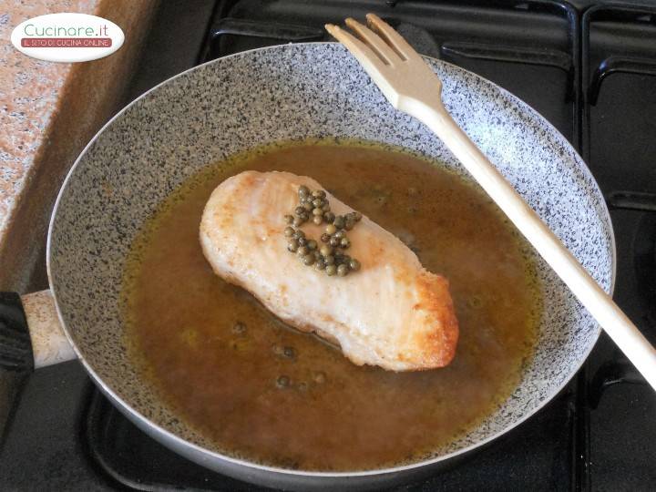 Tagliata di Pollo con Salsa al Marsala preparazione 7