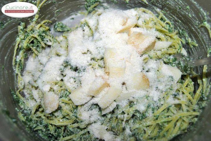 Tagliolini con ricotta e spinaci preparazione 3