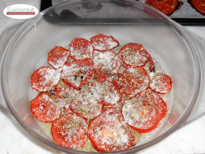 Tiella di Pasta e Pomodori preparazione 7