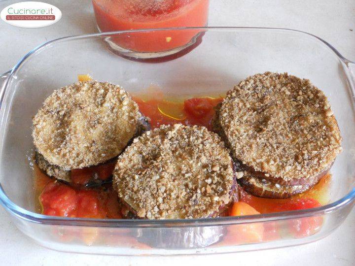 Torrette di Melanzane con Pane nero e Mozzarella preparazione 12