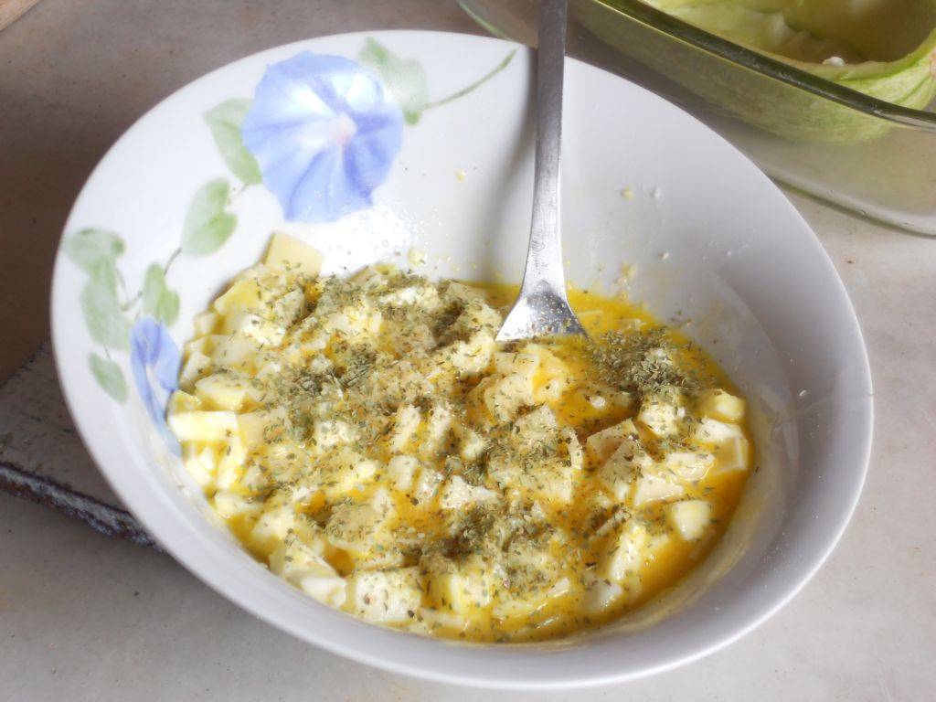 Zucchine ai tre Formaggi gratinate con Pane Nero ai Cereali preparazione 6